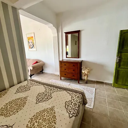 Harbour View 2 아파트 *